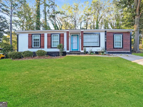 766 Cascade Dr, Forest Park, GA 30297