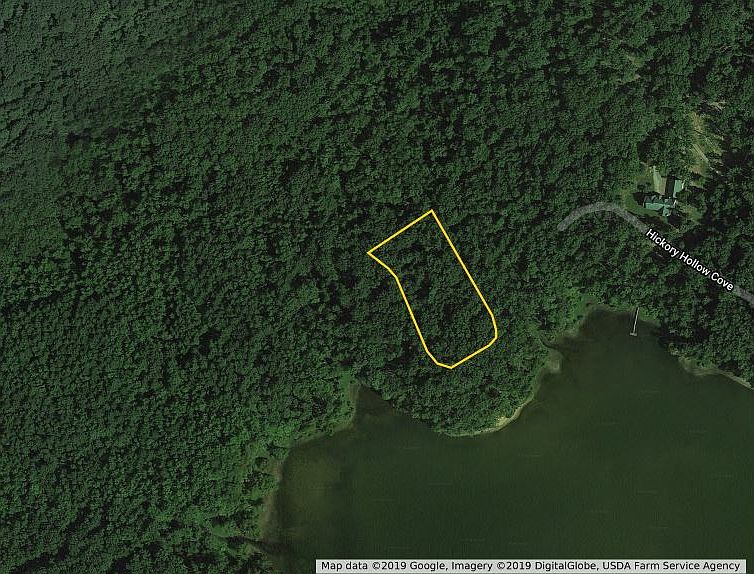 1st image of River Oaks Dr