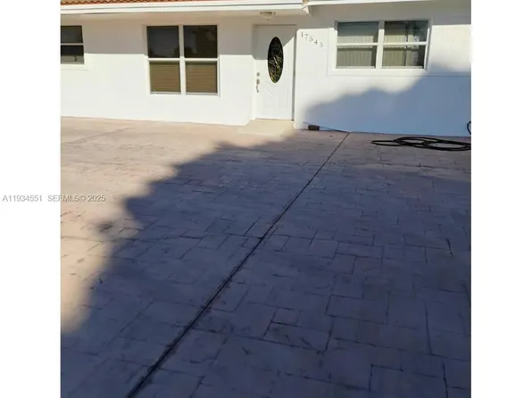 17545 NW 49th Ct, Opa Locka, FL 33055