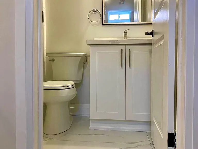 8 Fairlawn Ave #BASEMENT — Photo 8