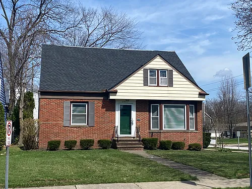 24217 Woodway Rd Photo 1