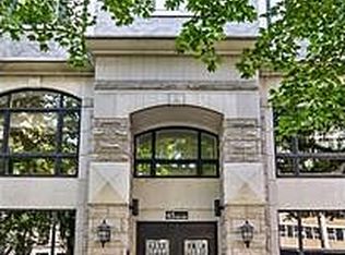 45 E Cedar St APT 400, Chicago, IL