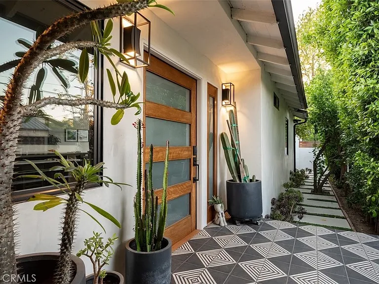 4257 Shadyglade Ave — Photo 30