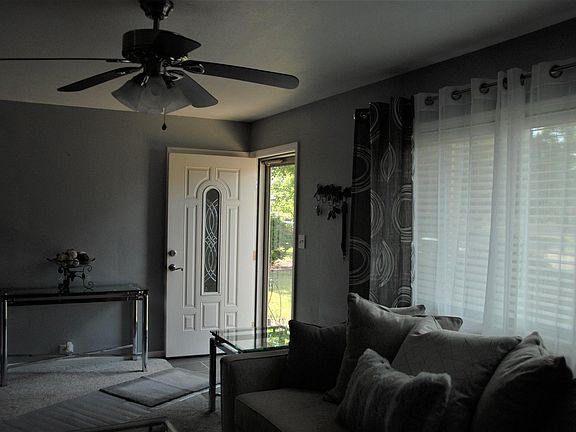 4th image of 5224 W Washington St