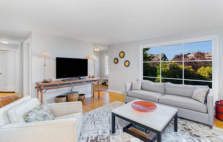 5051 Harold Pl NE — Photo 6