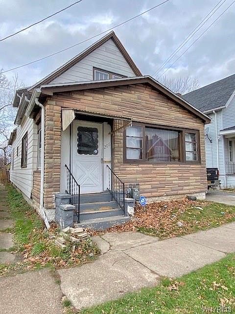 1st image of 206 Sprenger Ave