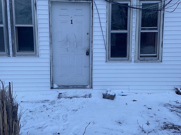 2nd image of 2926 Francis St #11505568