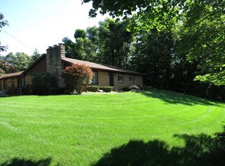 4441 Old Colony Rd, Kalamazoo, MI 49008