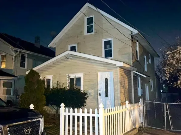 21 Lake Pl, Pleasantville, NJ 08232