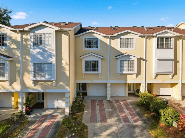 106 BRENT CIRCLE, OLDSMAR, FL 34677