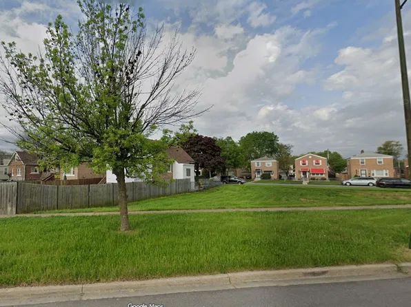 9021 S Colfax Ave, Chicago, IL 60617