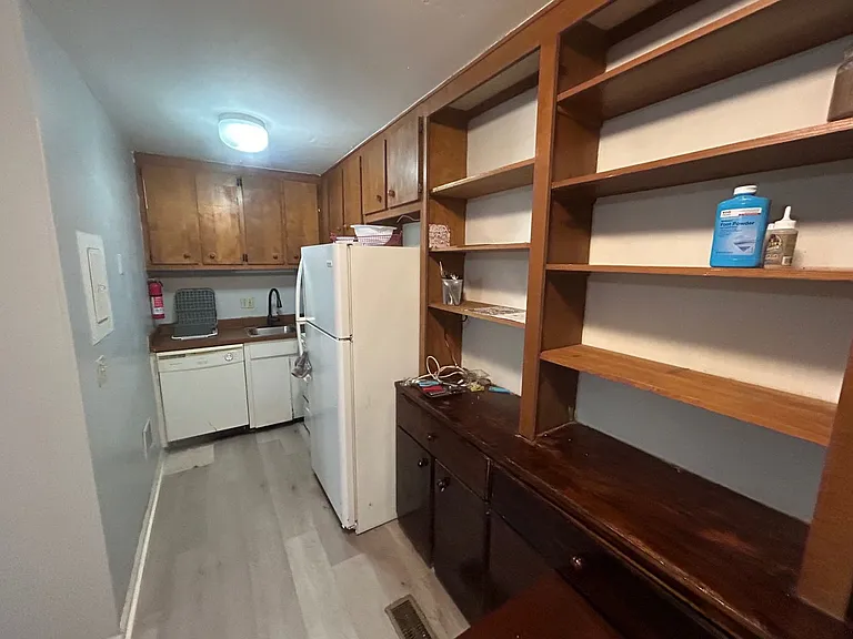 1227 Barnwell Steet Barnwell St #3 — Photo 6