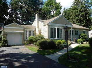 635 Devon Rd, Moorestown, NJ 08057