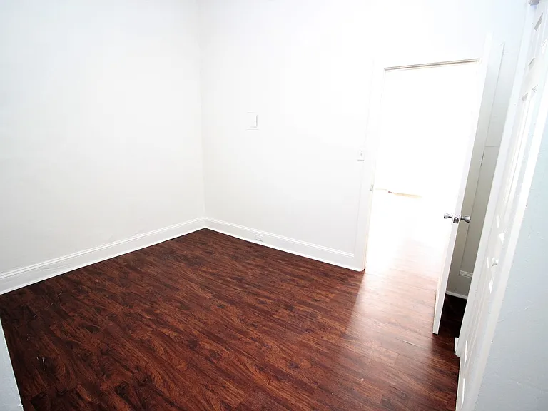 937 N. Calvert St — Photo 10