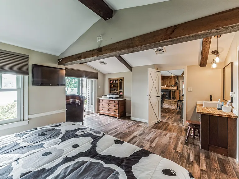 154 Sunset Ave — Photo 14