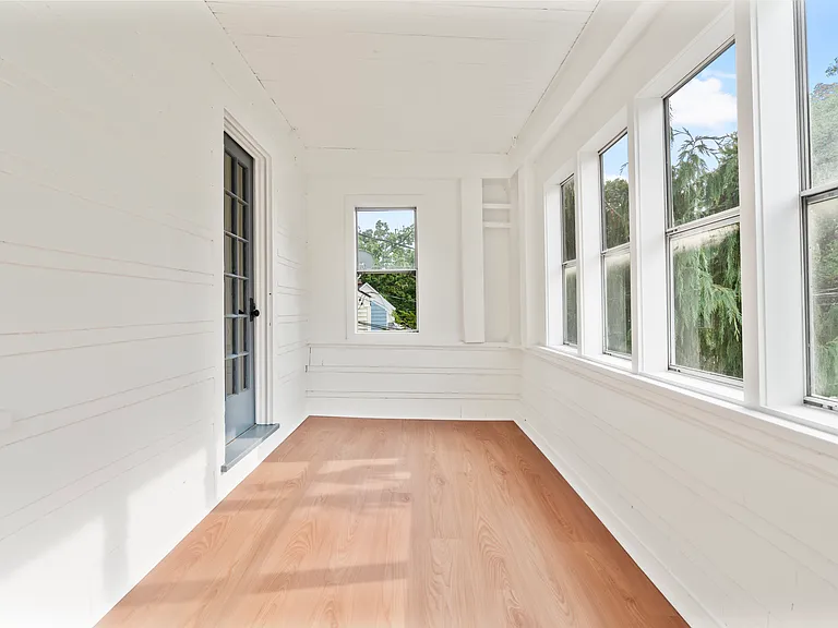 152 Maplewood Ave #2B — Photo 12