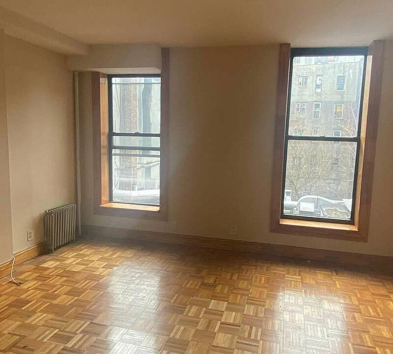 1st image of 130 Saint Marks Pl APT 3E