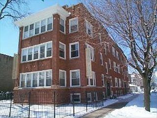 5th image of 3305 W Ainslie St APT 1