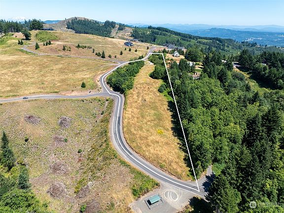 5th image of 124 Hood View Drive