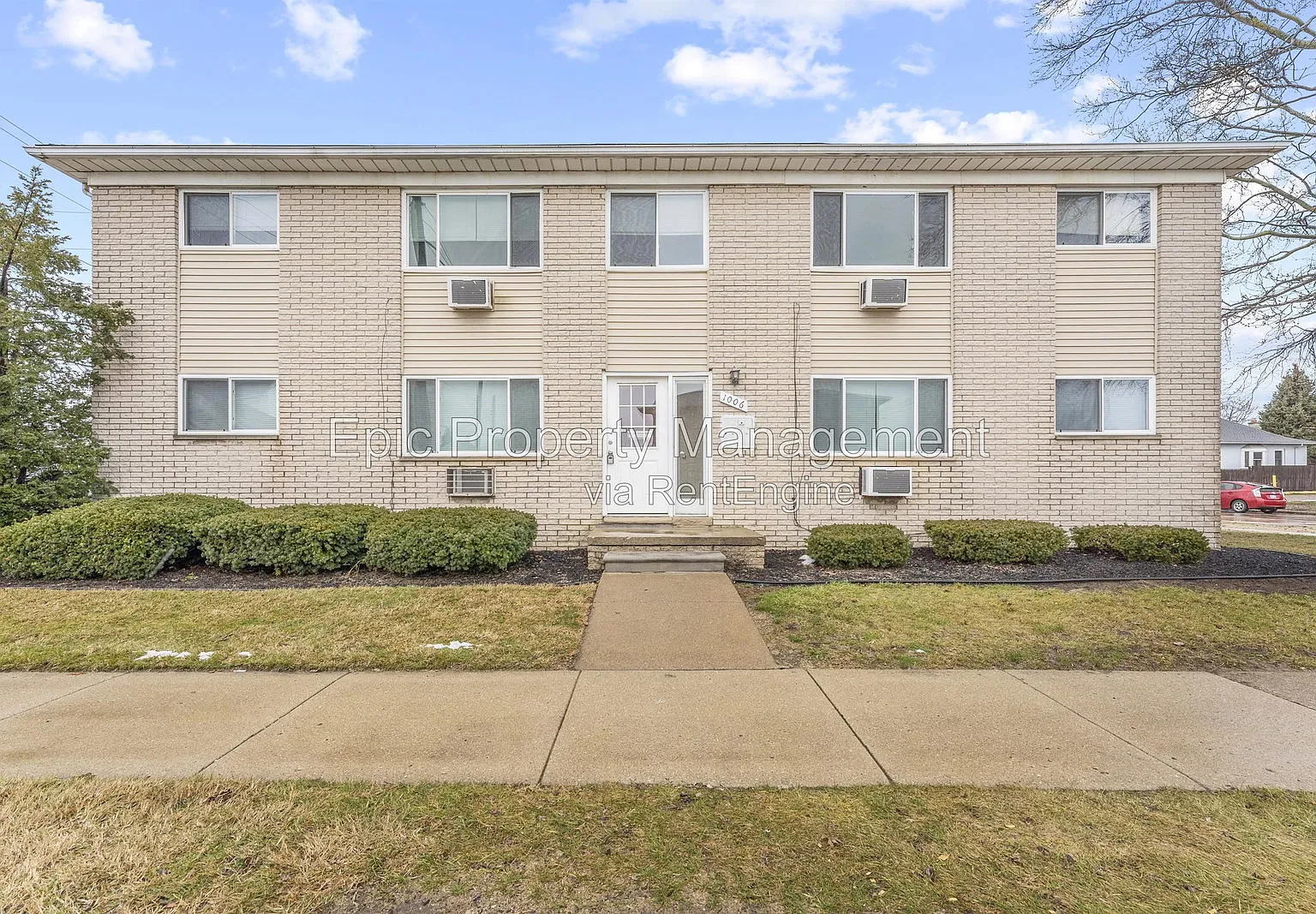 1 bed, 1.0 bath, $995 — Photo 1