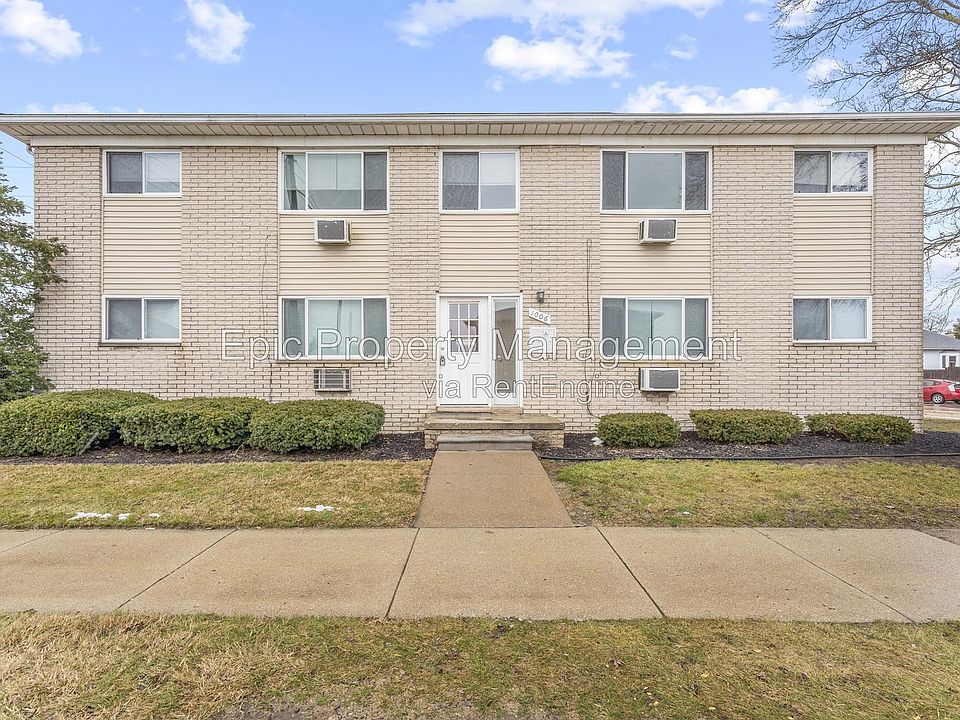 1st image of 1006 6th St APT 2