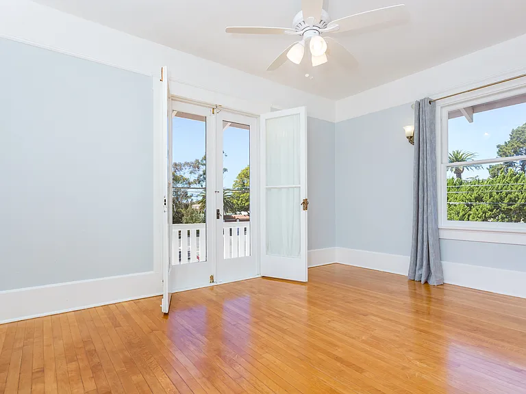 3425 Albatross St — Photo 10