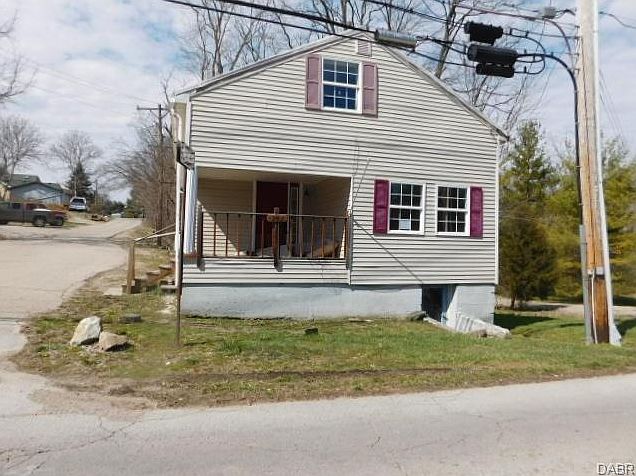 1st image of 202 N Elm St