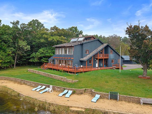 2nd image of 2387 7th Ave