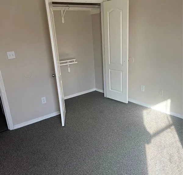 3210 N Moorefield Rd #9 — Photo 5