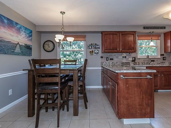 5th image of 16536 S Red Rock Dr