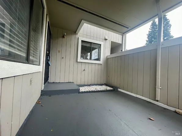 2890 Redwood Parkway #6-1, Vallejo, CA 94591