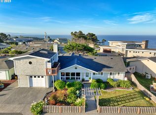 1245 Iris St, Brookings, OR 97415