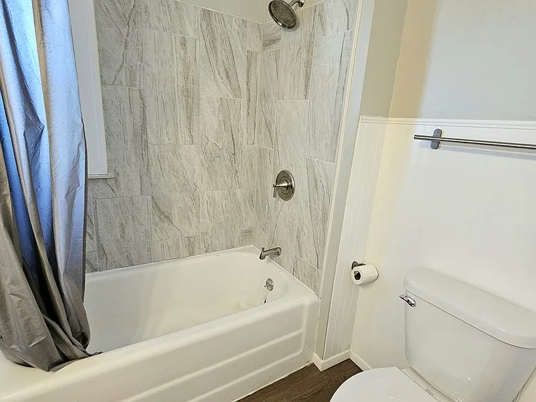 867 Farnham Ave — Photo 20