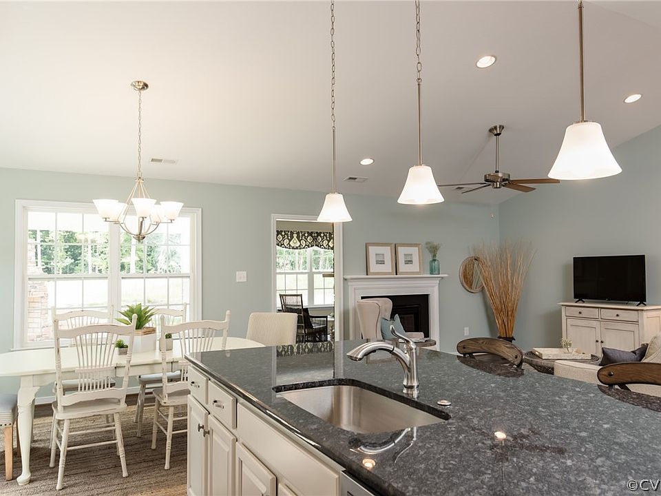 439 Hobbs Hole Ln, Tappahannock, VA 22560 MLS 2302282 Zillow