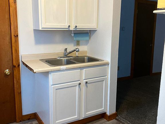 2nd image of 1651 Liberty St #1