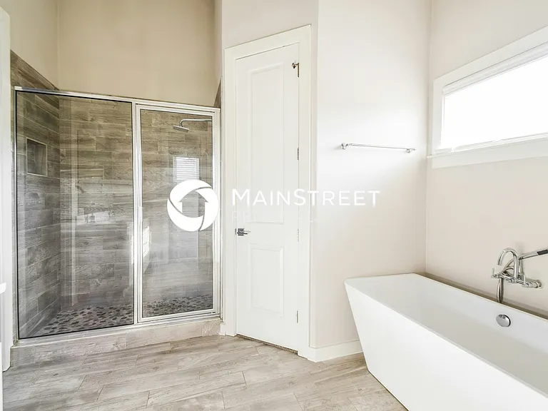 Main Bathroom