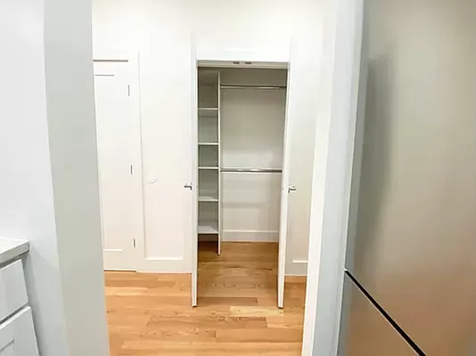 Rented by EastMount Realty LLC | media 18