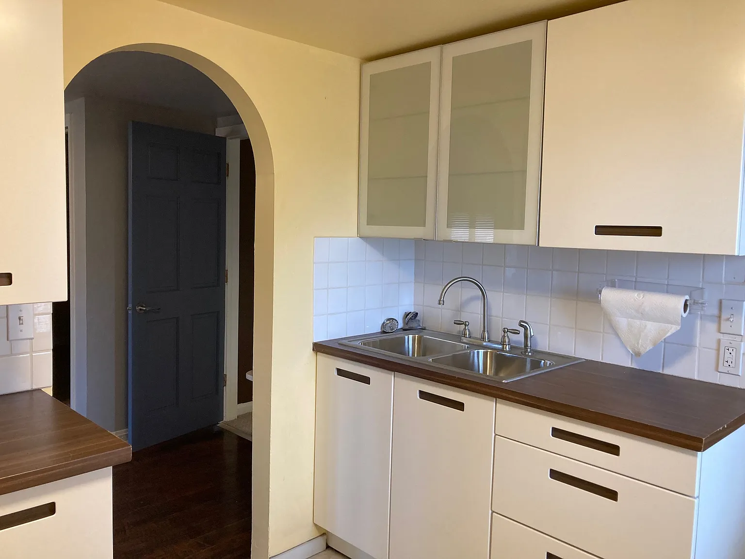 1 bed, 594 sqft, $1,200 — Photo 2