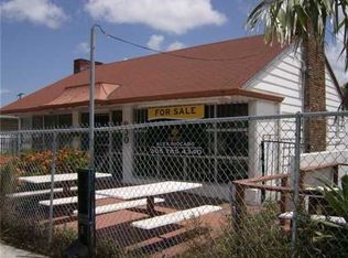 930 NE 79th St, Miami, FL 33138