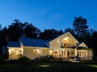 1304 Marsh Family Rd, Hartford, VT 05047