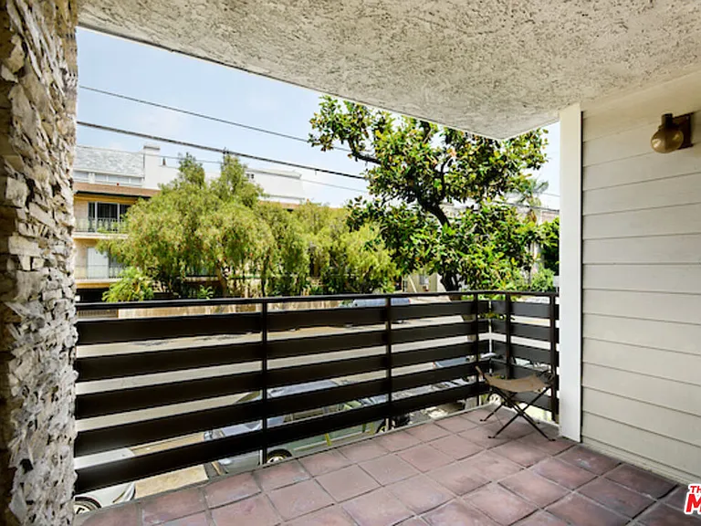 11706 Montana Ave #104 — Photo 11