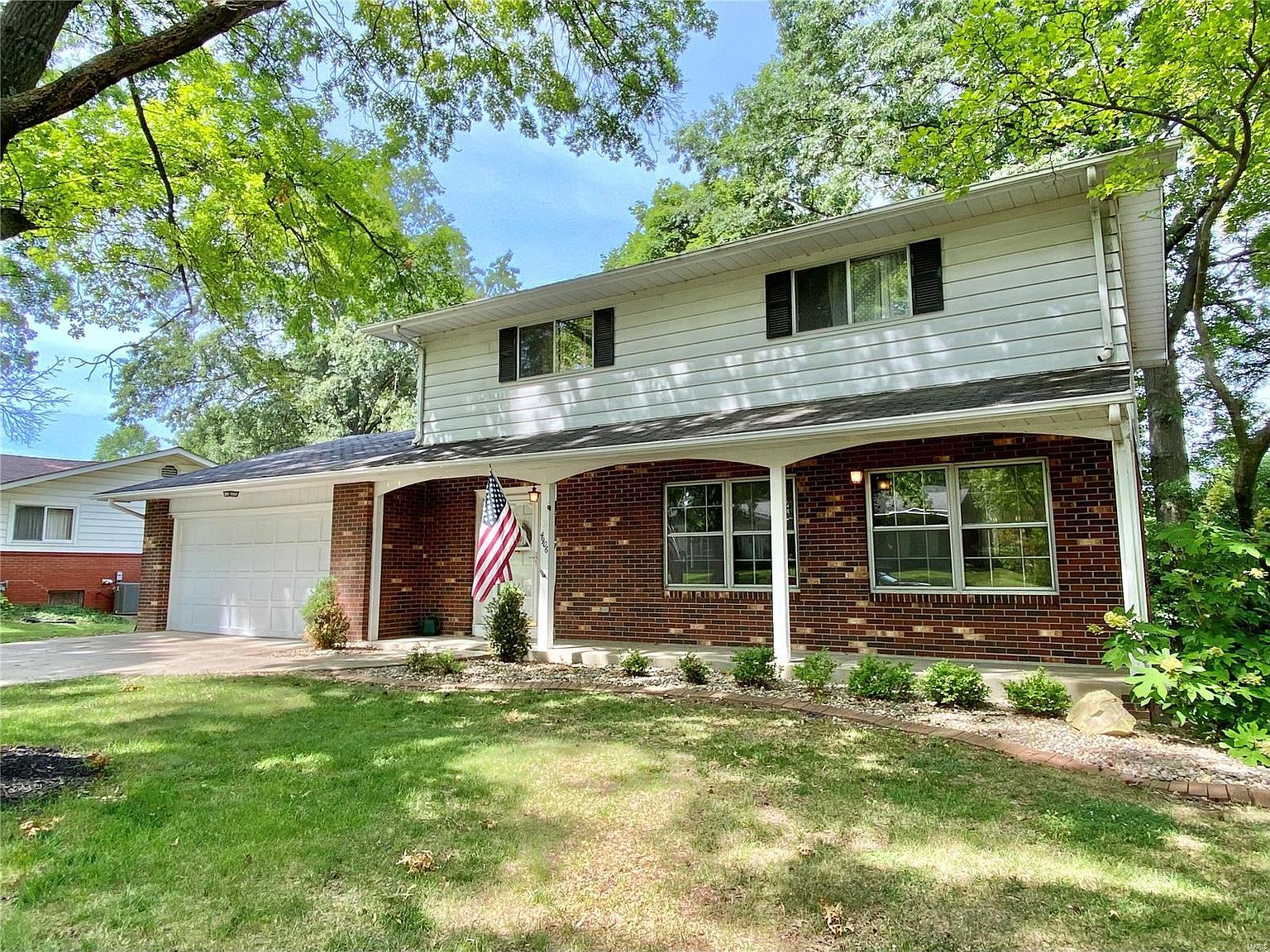 4906 Chateau Dr, Godfrey, IL 62035 Zillow