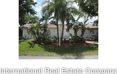 1st image of 621 Lake Dasha Cir