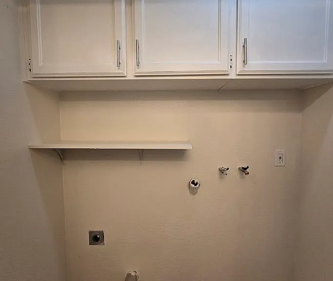 3233 Stanford Ave — Photo 32