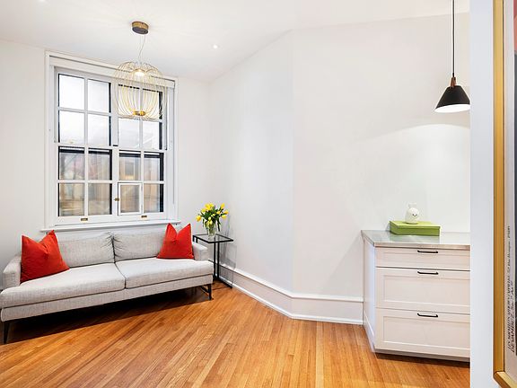 4th image of 2109 Broadway #340-341