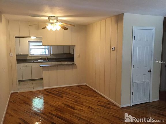 5th image of 809 Jeffcoat St