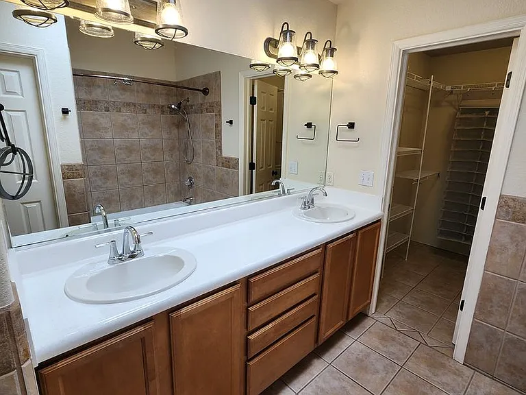 1535 Vajillo Ln — Photo 21