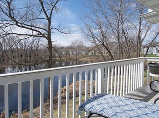 6222 Magda Dr UNIT D, Osseo, MN 55369