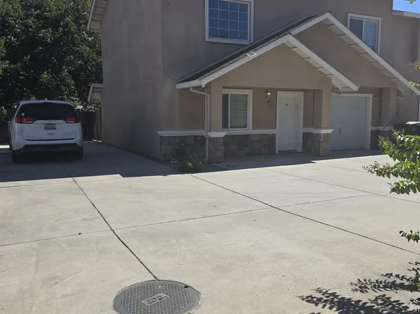 3212 Kay St #B, Ceres, CA 95307