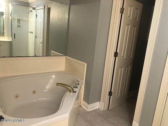 3rd image of 131 Ambiance Cir